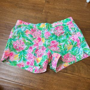 Lilly Pulitzer shorts! Sz M, like new!